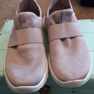 Women's Ryka Shoe